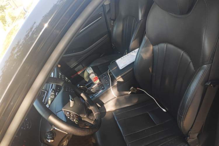 Used Hyundai Genesis 2015 3.0 GDi Four-Wheel Drive Elite Edition Left Front Seat