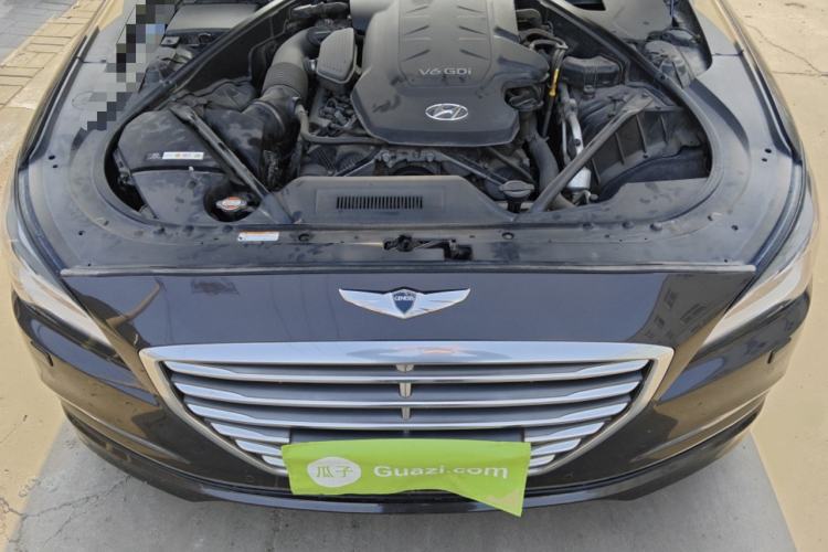 Used Hyundai Genesis 2015 3.0GDi Four-Wheel Drive Luxury Edition Engine Bay
