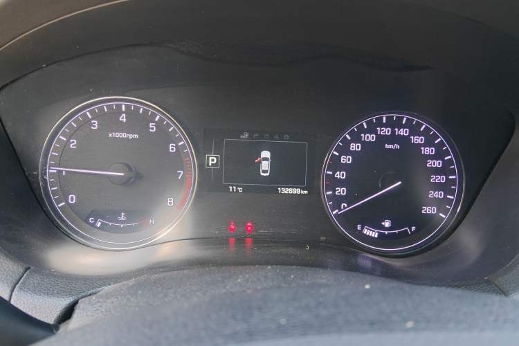 Used Hyundai Genesis 2015 3.0GDi Four-Wheel Drive Luxury Edition Instrument Cluster
