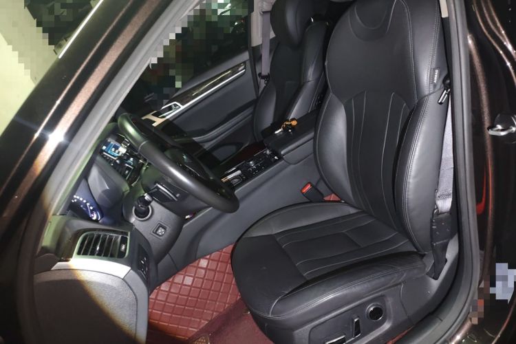 Used Hyundai Genesis 2015 3.0GDi Four-Wheel Drive Luxury Edition Left Front Seat