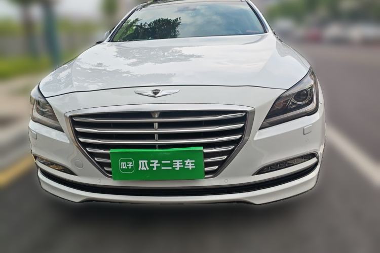 Used Hyundai Genesis 2015 3.0 GDi Four-Wheel Drive Elite Edition Front