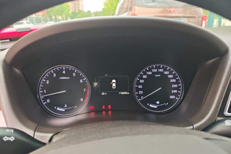 Used Hyundai Genesis 2015 3.0 GDi Four-Wheel Drive Elite Edition Instrument Cluster