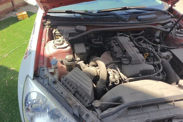 Used Hyundai Genesis Coupe 2009 2.0T Automatic Luxury Edition Engine Bay Right