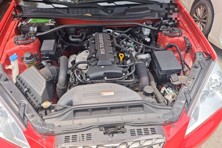 Used Hyundai Genesis Coupe 2009 2.0T Automatic Deluxe Edition Engine Bay
