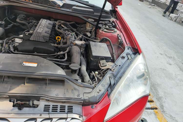 Used Hyundai Genesis Coupe 2009 2.0T Automatic Deluxe Edition Engine Bay Left