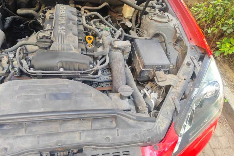 Used Hyundai Genesis Coupe 2009 2.0T Automatic Luxury Edition Engine Bay Left