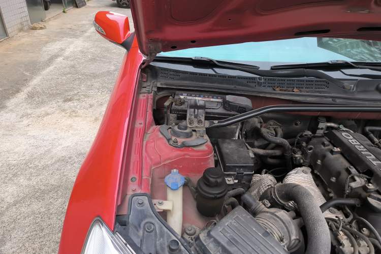 Used Hyundai Genesis Coupe 2009 2.0T Automatic Luxury Edition Engine Bay Right