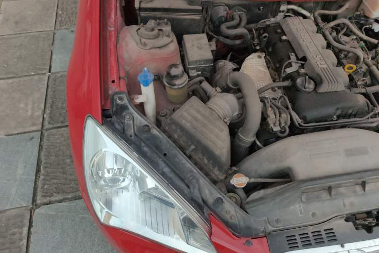 Used Hyundai Genesis Coupe 2009 2.0T Automatic Deluxe Edition Engine Bay Right