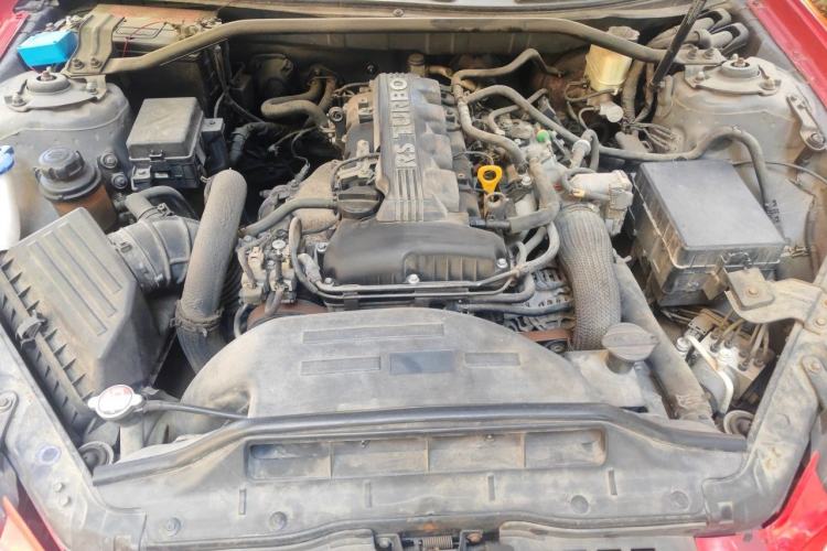 Used Hyundai Genesis Coupe 2009 2.0T Automatic Luxury Edition Engine Bay