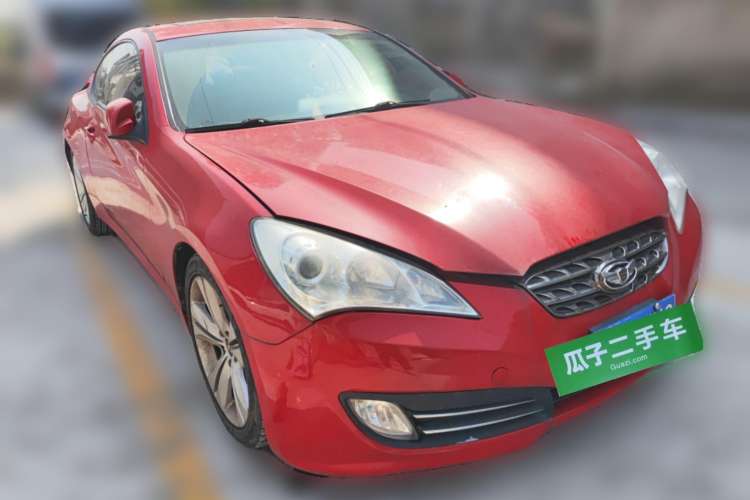Used Hyundai Genesis Coupe 2009 2.0T Automatic Deluxe Edition Front Right 45 Deg