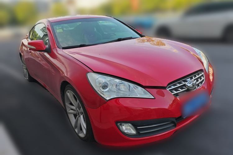 Used Hyundai Genesis Coupe 2009 2.0T Automatic Luxury Edition Front Right 45 Deg