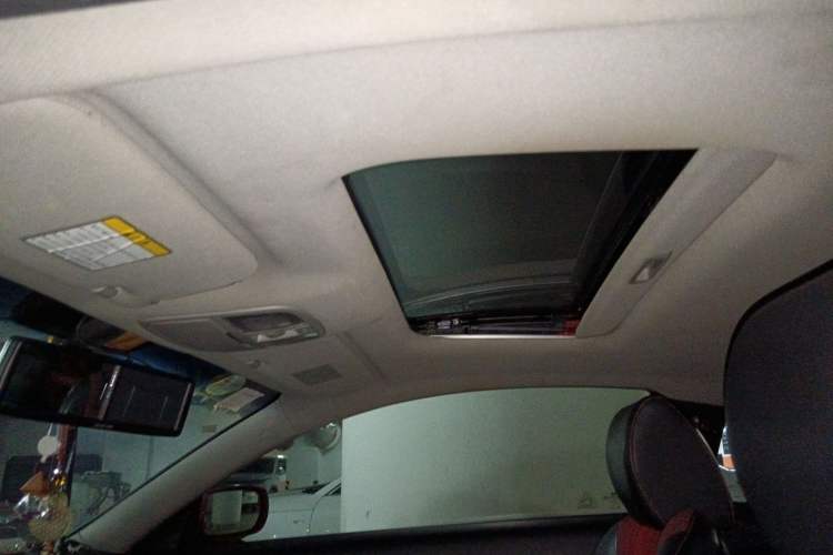 Used Hyundai Genesis Coupe 2009 2.0T Automatic Deluxe Edition Headliner