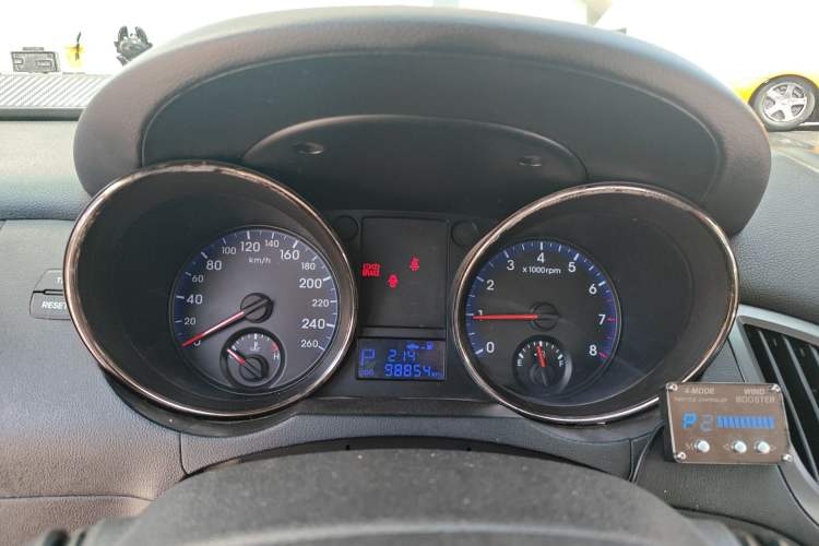 Used Hyundai Genesis Coupe 2009 2.0T Automatic Deluxe Edition Instrument Cluster