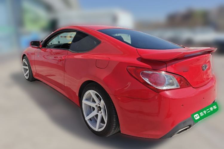 Used Hyundai Genesis Coupe 2009 2.0T Automatic Deluxe Edition Rear Left 45 Deg