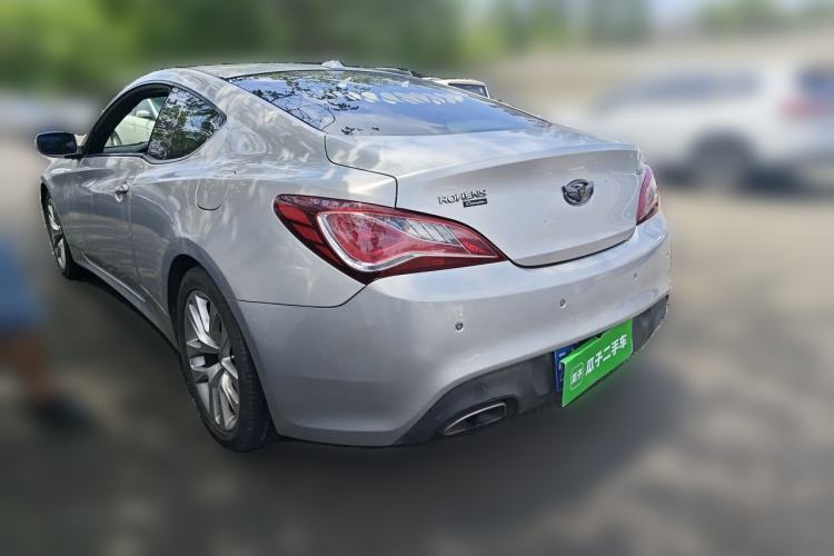 Used Hyundai Genesis Coupe 2009 2.0T Automatic Deluxe Edition Rear Left 45 Deg