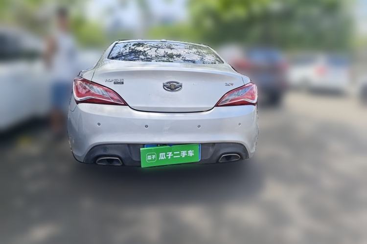 Used Hyundai Genesis Coupe 2009 2.0T Automatic Deluxe Edition Rear