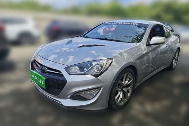 Used Hyundai Genesis Coupe 2009 2.0T Automatic Deluxe Edition