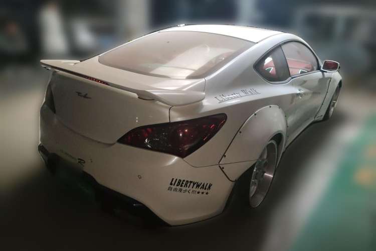 Used Hyundai Genesis Coupe 2009 2.0T Automatic Luxury Edition Rear Right 45 Deg