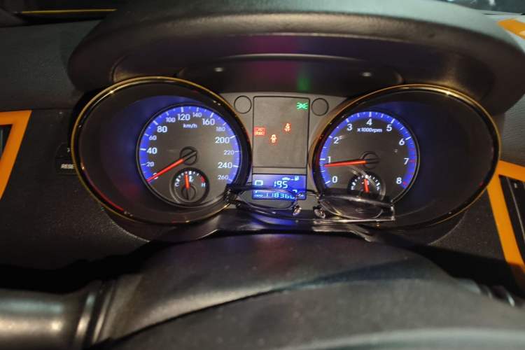Used Hyundai Genesis Coupe 2009 2.0T Automatic Deluxe Edition Instrument Cluster