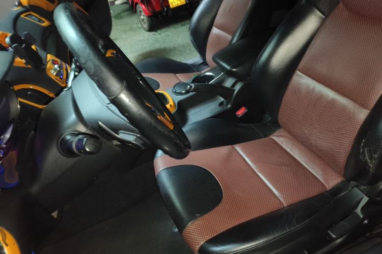 Used Hyundai Genesis Coupe 2009 2.0T Automatic Deluxe Edition Left Front Seat