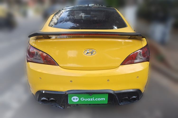 Used Hyundai Genesis Coupe 2009 2.0T Automatic Deluxe Edition Rear