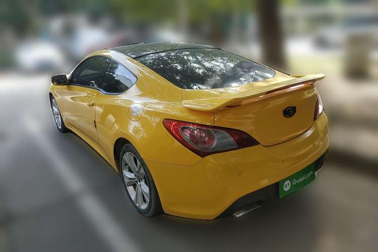 Used Hyundai Genesis Coupe 2009 2.0T Automatic Deluxe Edition Rear Left 45 Deg