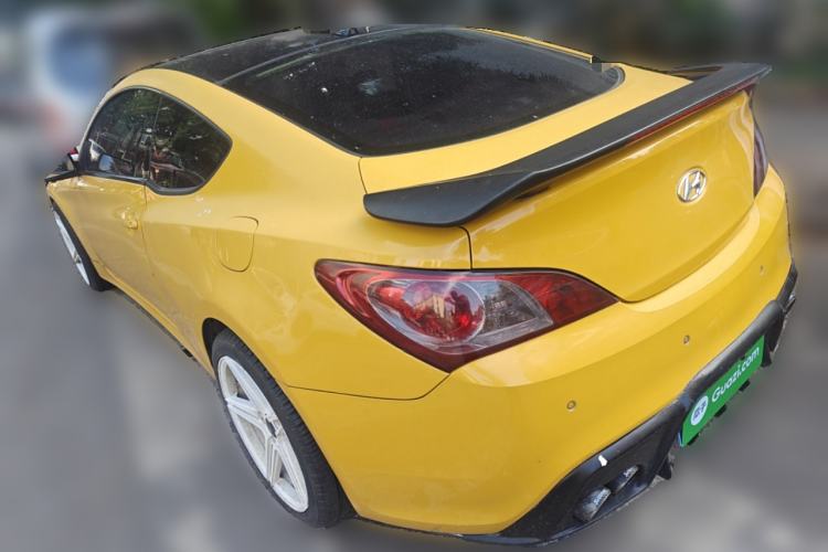 Used Hyundai Genesis Coupe 2009 2.0T Automatic Deluxe Edition Rear Left 45 Deg