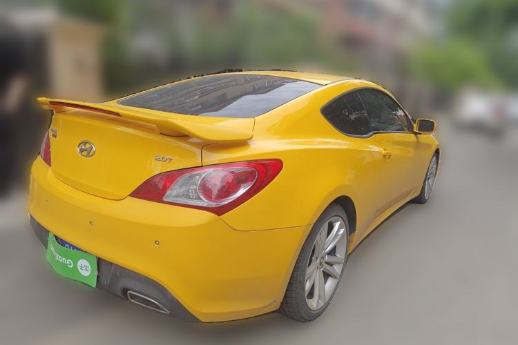 Used Hyundai Genesis Coupe 2009 2.0T Automatic Luxury Edition Rear Right 45 Deg