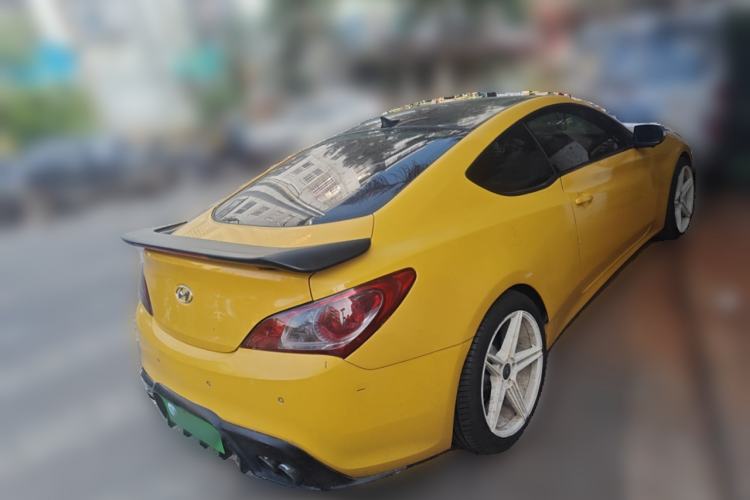 Used Hyundai Genesis Coupe 2009 2.0T Automatic Deluxe Edition Rear Right 45 Deg