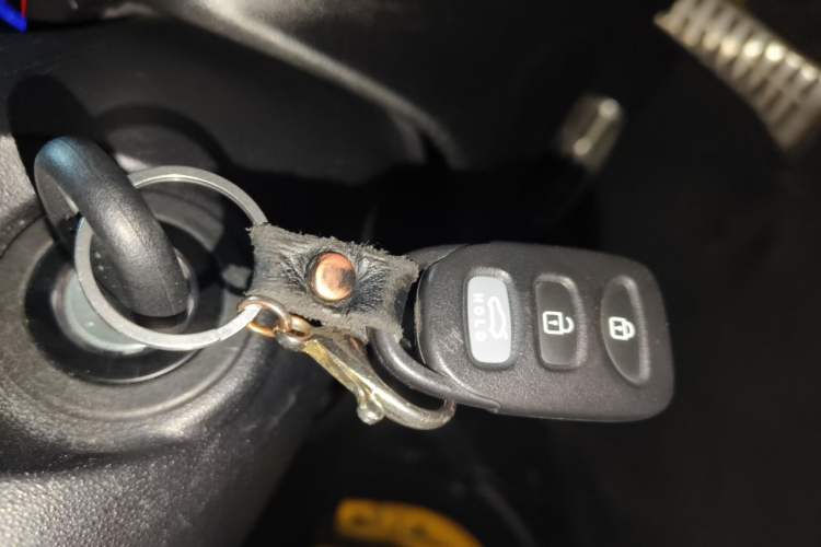 Used Hyundai Genesis Coupe 2009 2.0T Automatic Deluxe Edition Vehicle Key