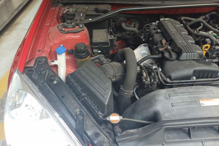 Used Hyundai Genesis Coupe 2010 2.0T Automatic Luxury Edition (Imported) Engine Bay Right