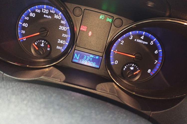 Used Hyundai Genesis Coupe 2010 2.0T Automatic Luxury Edition (Imported) Odometer Close Up