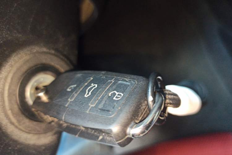 Used Hyundai Genesis Coupe 2010 2.0T Automatic Luxury Edition (Imported) Vehicle Key