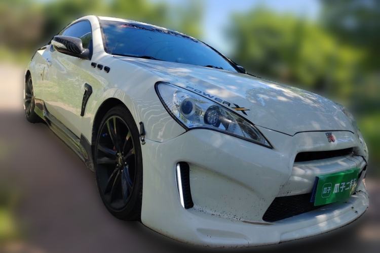 Used Hyundai Genesis Coupe  Front Right 45 Deg