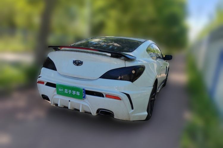 Used Hyundai Genesis Coupe  Rear Right 45 Deg