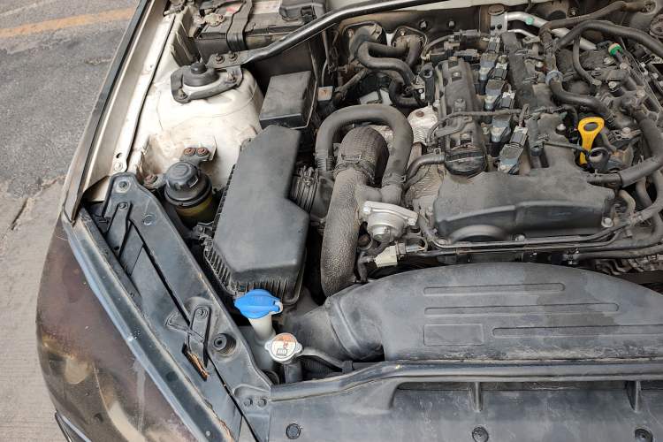 Used Hyundai Genesis Coupe 2012 2.0T Automatic Brembo Edition Engine Bay Right