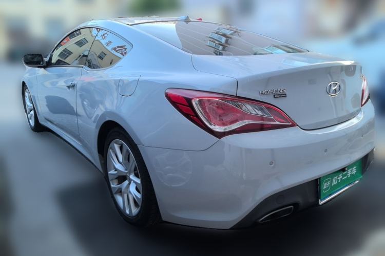 Used Hyundai Genesis Coupe 2012 2.0T Automatic Luxury Edition Rear Left 45 Deg