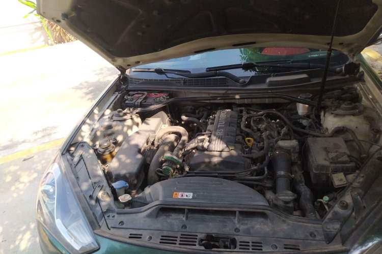 Used Hyundai Genesis Coupe 2012 2.0T Automatic Luxury Edition Engine Bay Right