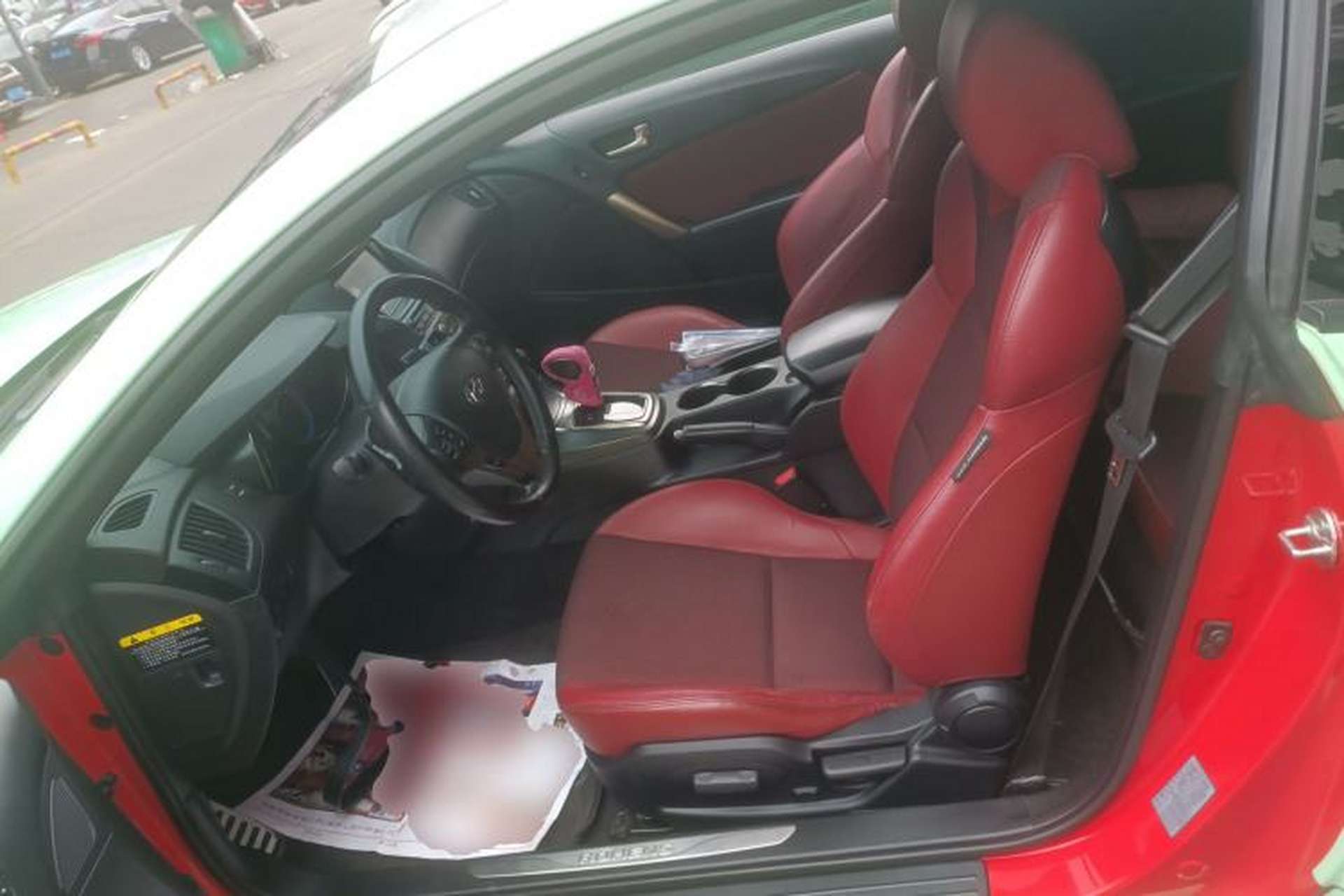 Used Hyundai Genesis Coupe 2012 2.0T Automatic Luxury Edition Left Front Seat