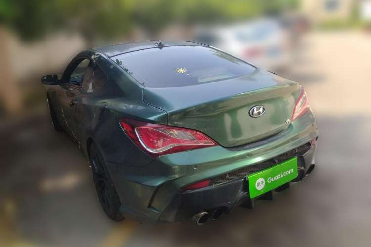 Used Hyundai Genesis Coupe 2012 2.0T Automatic Luxury Edition Rear Left 45 Deg