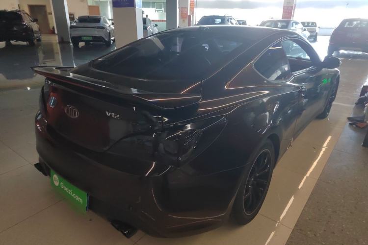 Used Hyundai Genesis Coupe 2012 2.0T Automatic Luxury Edition Rear Right 45 Deg