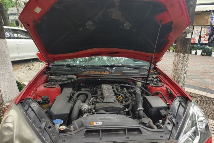 Used Hyundai Genesis Coupe 2012 2.0T Automatic Luxury Edition Engine Bay