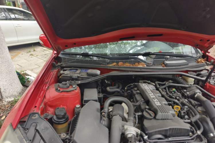 Used Hyundai Genesis Coupe 2012 2.0T Automatic Luxury Edition Engine Bay Right