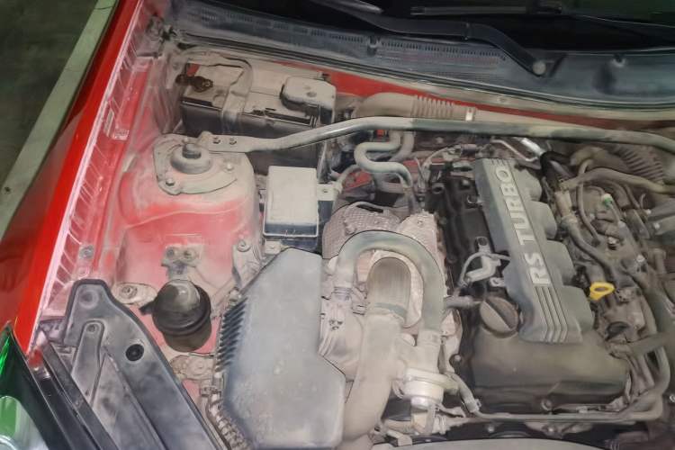 Used Hyundai Genesis Coupe 2012 2.0T Automatic Luxury Edition Engine Bay Right