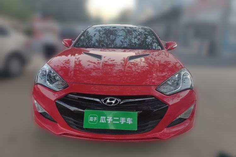 Used Hyundai Genesis Coupe 2012 2.0T Automatic Luxury Edition Front