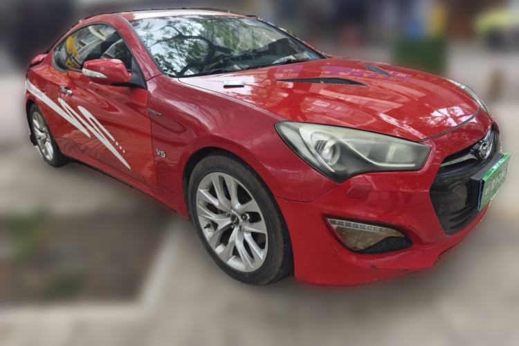 Used Hyundai Genesis Coupe 2012 2.0T Automatic Luxury Edition Front Right 45 Deg