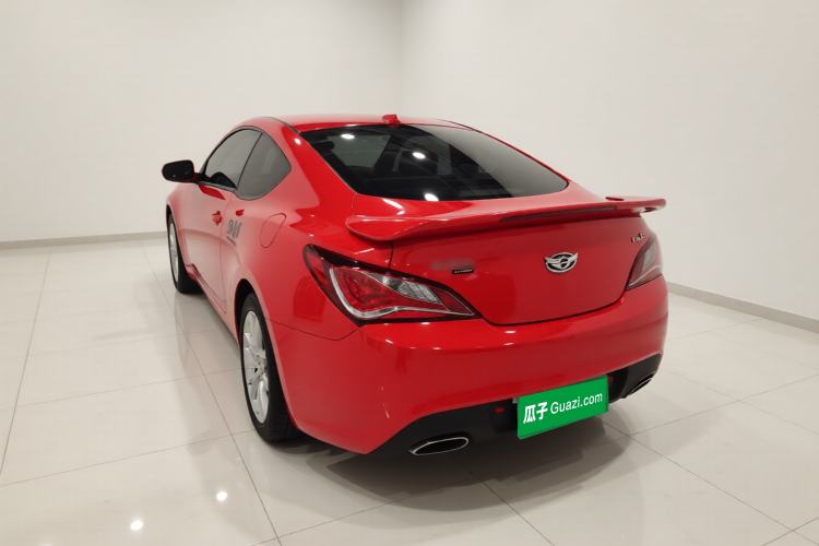Used Hyundai Genesis Coupe 2012 2.0T Automatic Luxury Edition Rear Left 45 Deg