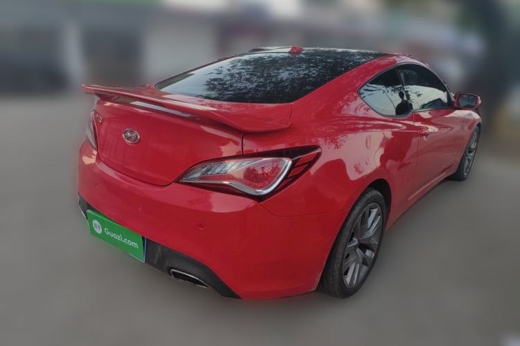 Used Hyundai Genesis Coupe 2012 2.0T Automatic Luxury Edition Rear Right 45 Deg