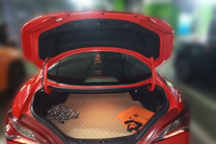 Used Hyundai Genesis Coupe 2012 2.0T Automatic Luxury Edition Trunk