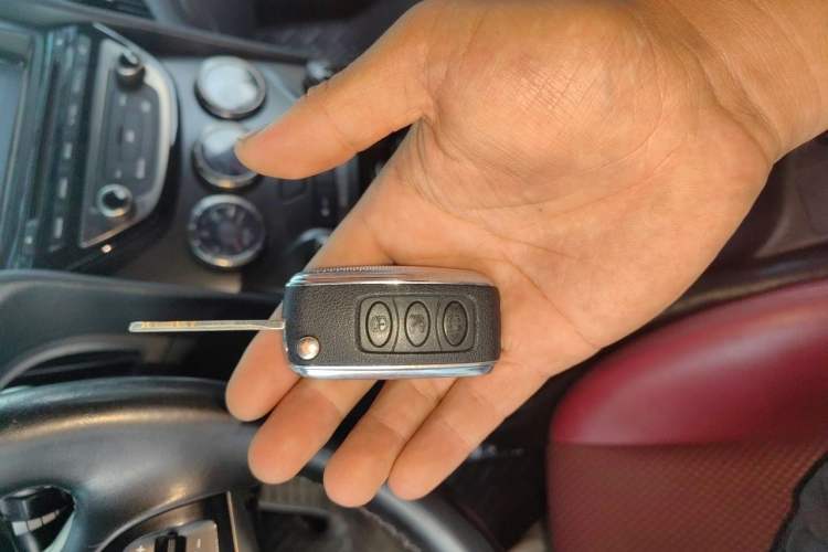 Used Hyundai Genesis Coupe 2012 2.0T Automatic Luxury Edition Vehicle Key